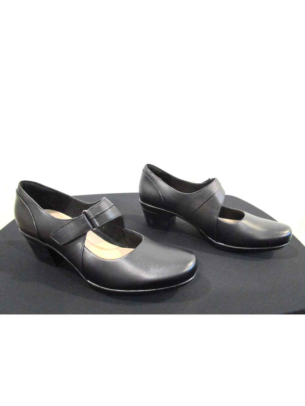EUC! Clarks Collection Emslie Lulin Black Leather Mary Jane Pumps Women 12 M
